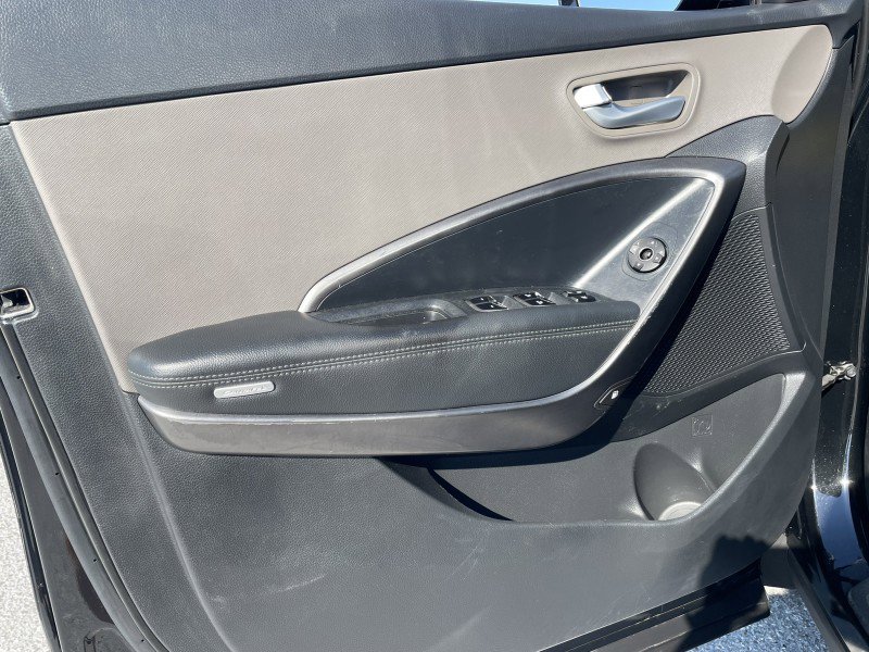 Used 2017 Hyundai Santa Fe Sport FWD image 25