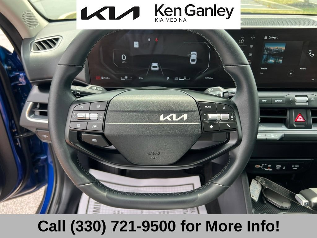 Certified 2025 Kia K4 GT-Line Turbo FWD image 34
