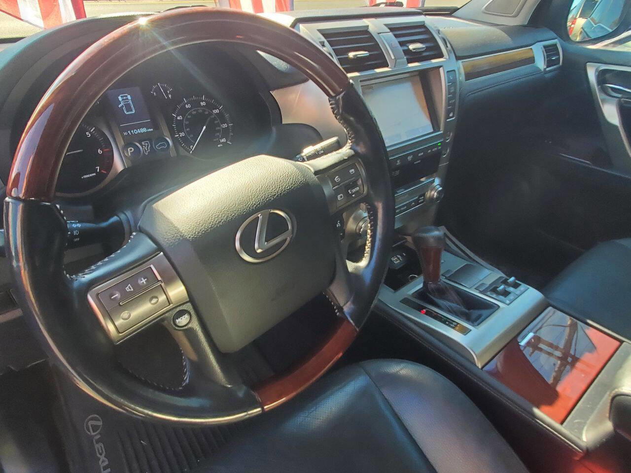 Used 2015 Lexus GX 460 image 14