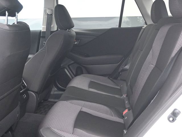 Used 2025 Subaru Outback Premium image 5