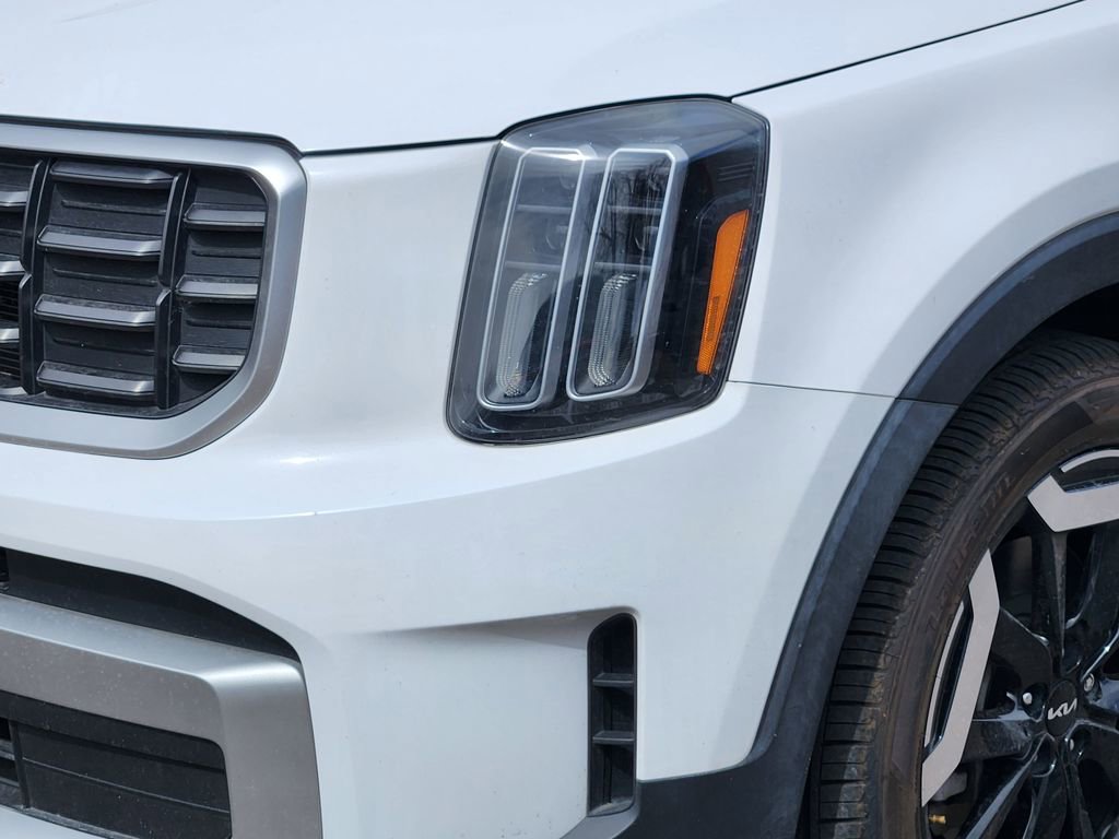 Used 2023 Kia Telluride S w/ S Sunroof Package image 8