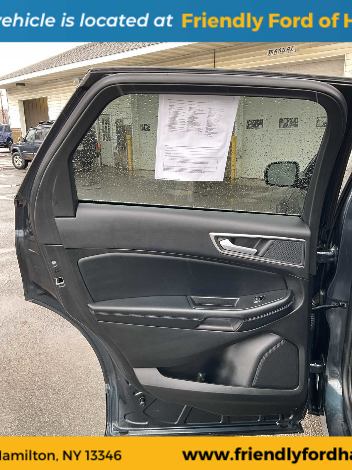 Used 2024 Ford Edge SEL image 39