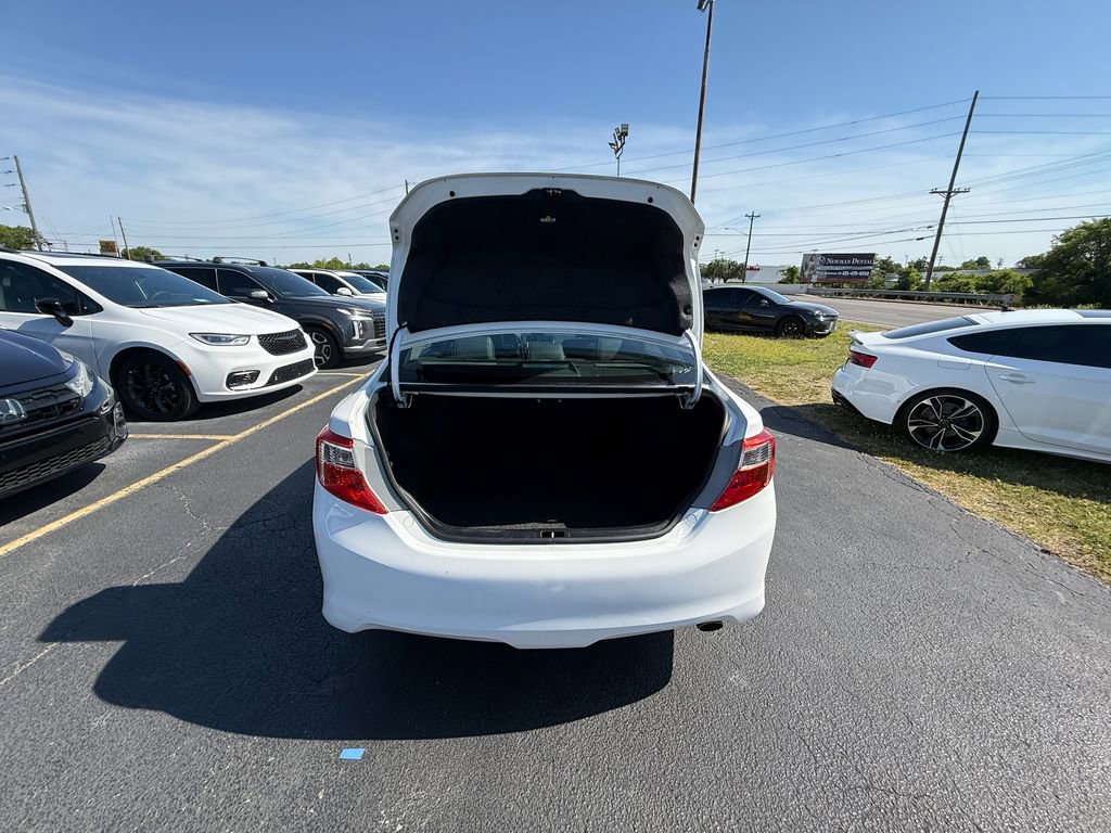 Used 2014 BMW 435i Convertible RWD image 5