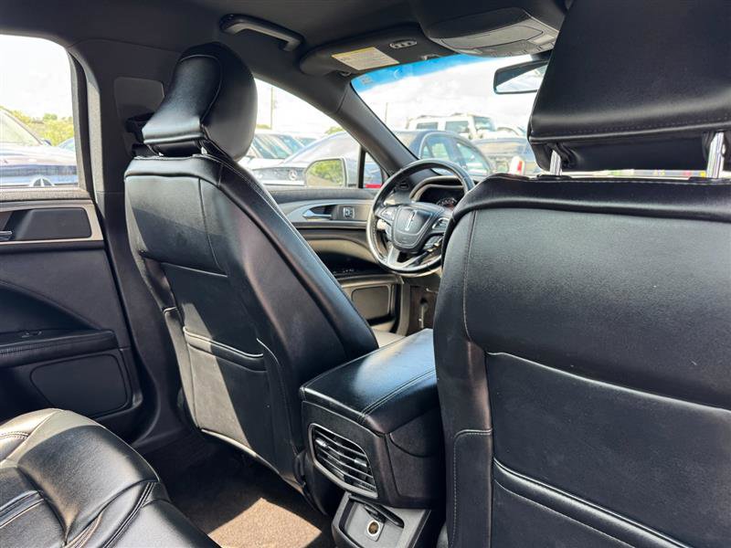 Used 2020 Lincoln MKZ FWD image 19