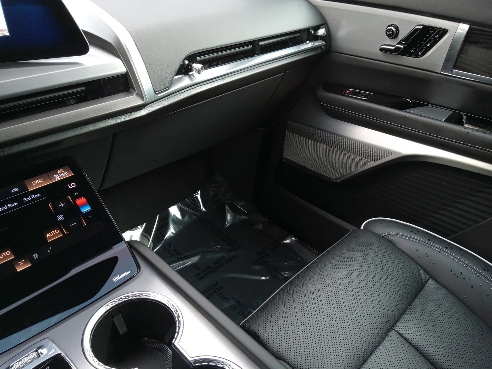 New 2026 Cadillac Vistiq Sport AWD/4WD image 19
