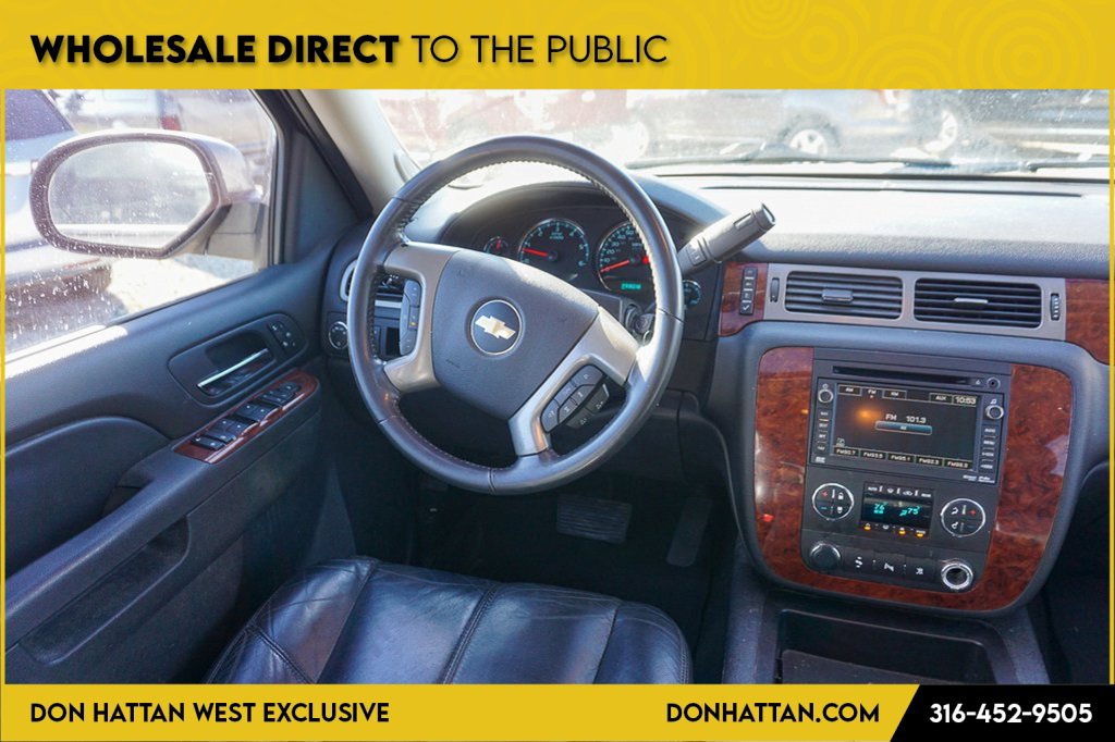 Used 2011 Chevrolet Suburban LT image 13