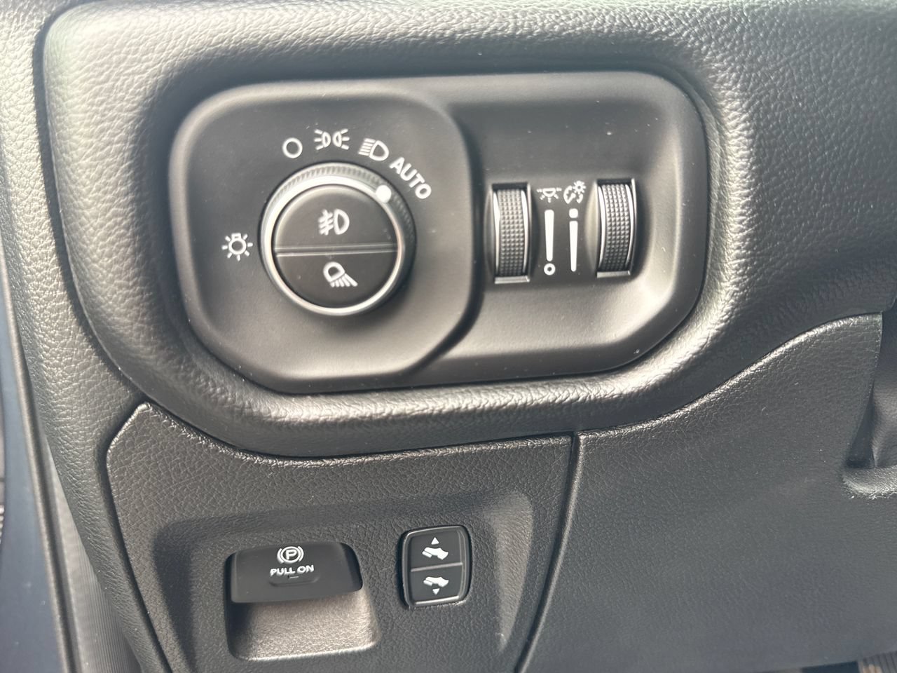 Used 2026 RAM 1500 Rebel w/ Rebel Level 1 Equipment Group AWD/4WD image 18