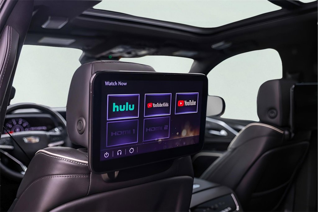 Used 2023 Cadillac Escalade V w/ LPO, ONYX Package image 30