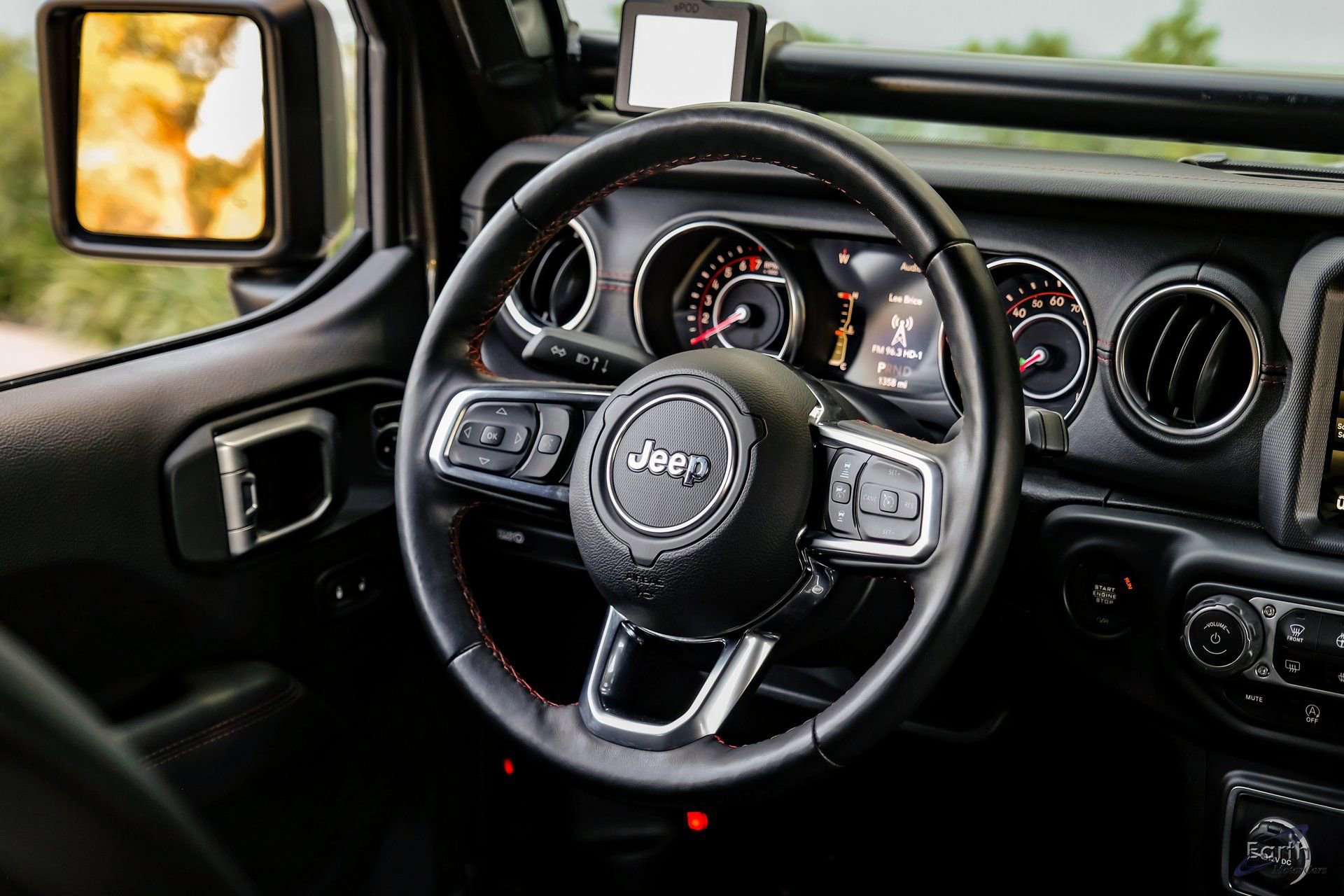 Used 2020 Jeep Gladiator Rubicon AWD/4WD image 54