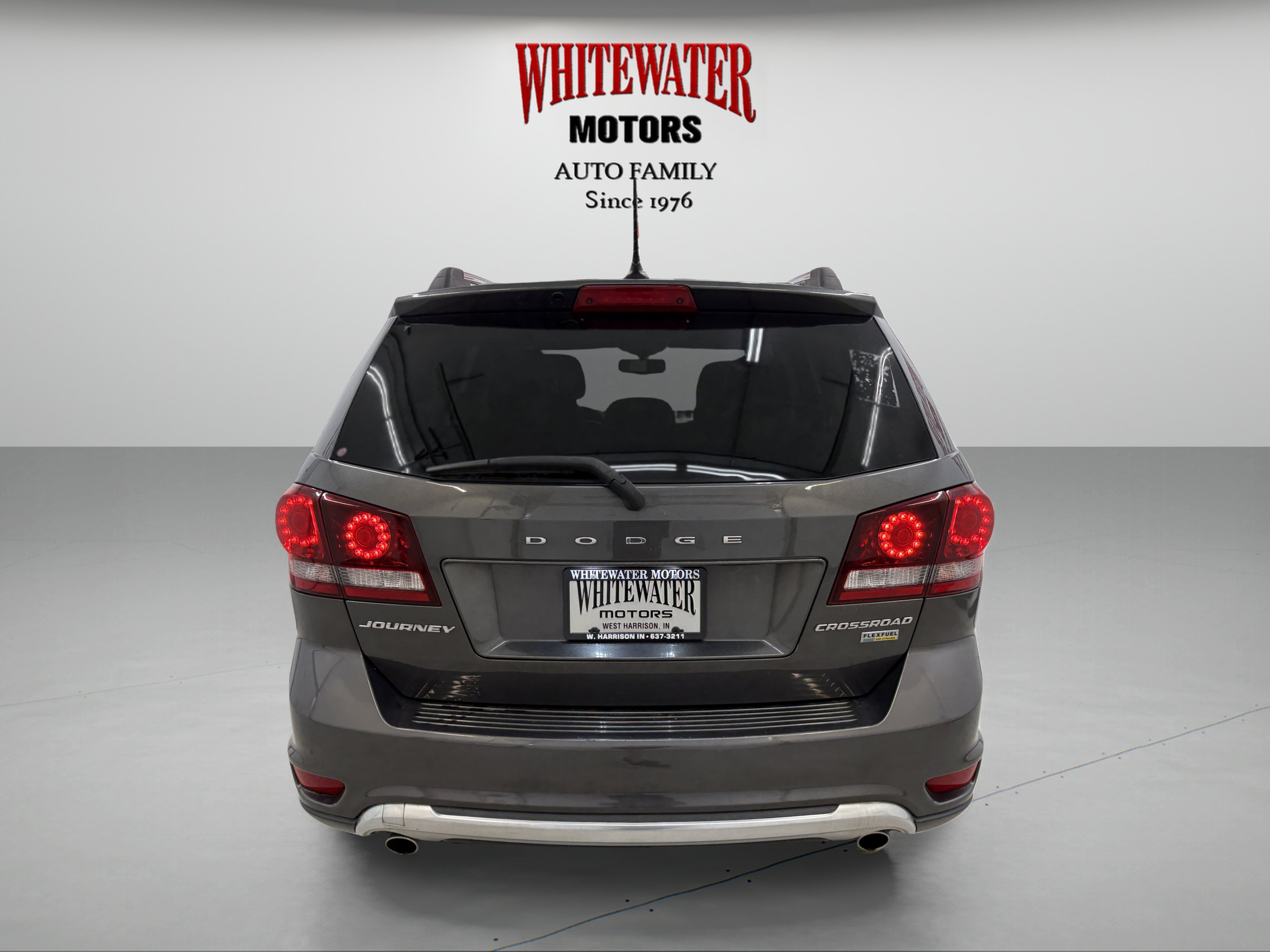 Used 2018 Dodge Journey Crossroad FWD image 3