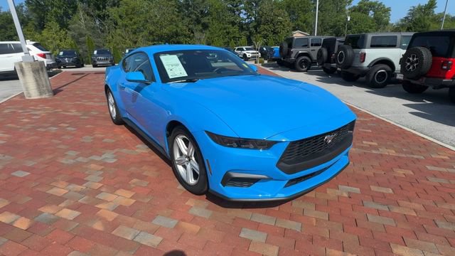 Used 2026 Ford Mustang Premium RWD image 5