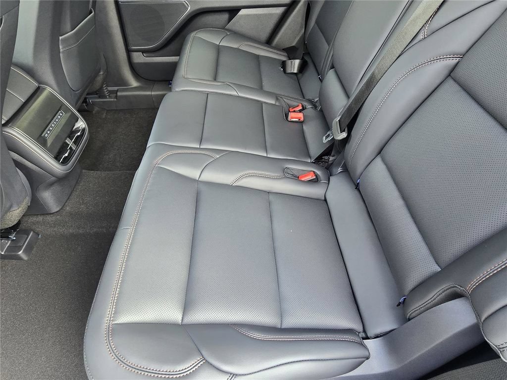 New 2026 Lincoln Nautilus Premier AWD/4WD image 14