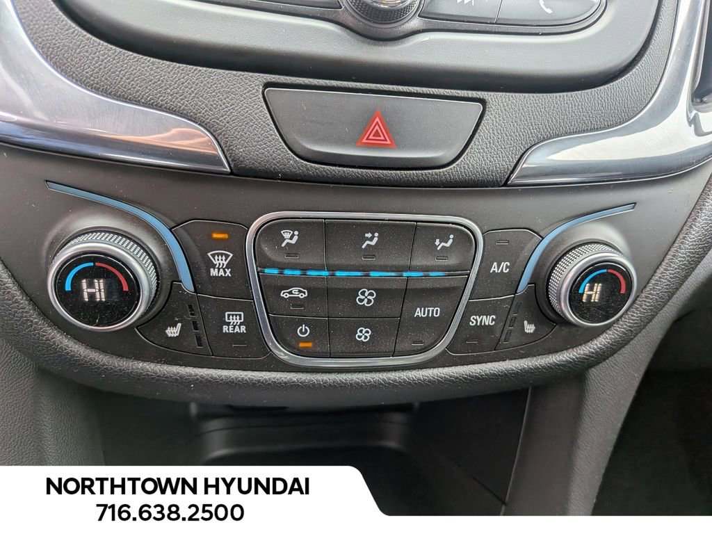 Used 2018 Chevrolet Equinox LT image 16