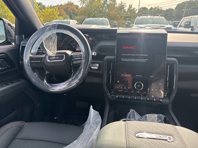 New 2026 GMC Yukon AT4 w/ AT4 Premium Package image 15