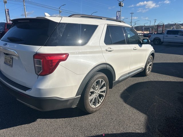 Used 2021 Ford Explorer XLT w/ Equipment Group 202A image 5