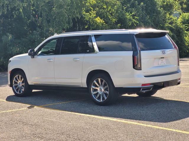 Used 2023 Cadillac Escalade ESV Premium Luxury Platinum w/ LPO, Floor Liner Package AWD/4WD image 6