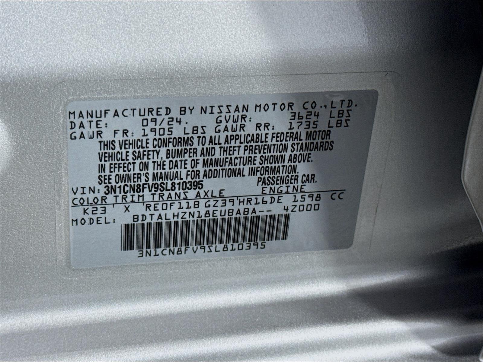 Certified 2025 Nissan Versa SR FWD image 30