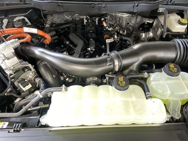 New 2025 Ford F150 Lariat w/ Equipment Group 501A Mid image 41