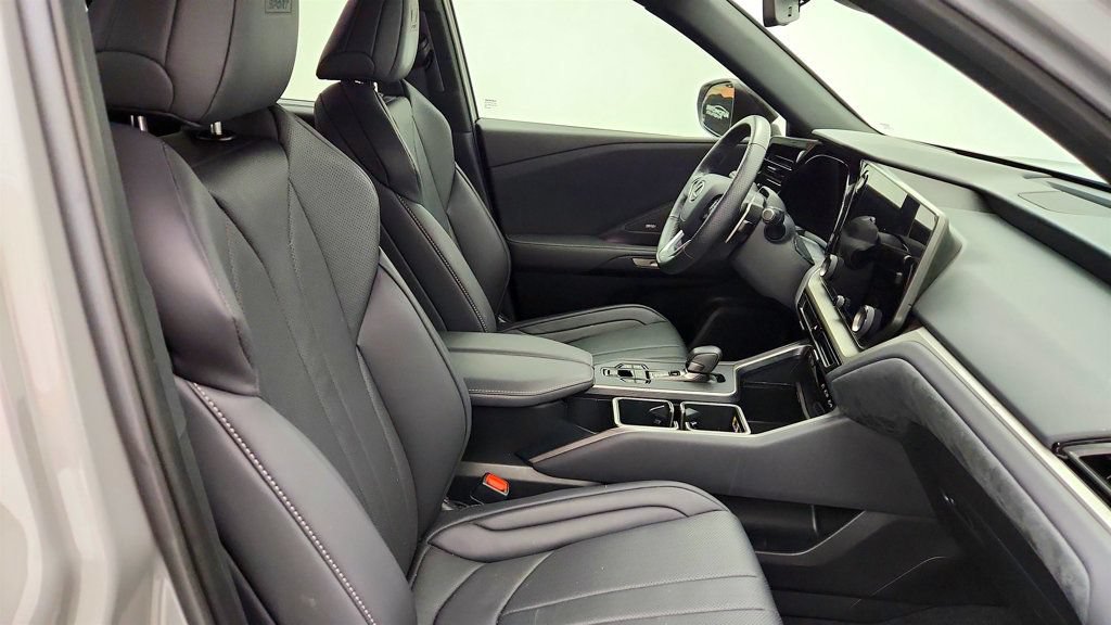 Used 2025 Lexus TX 350 AWD w/ Technology Package image 25
