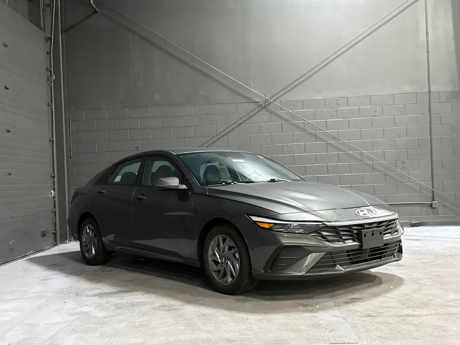 Used 2025 Hyundai Elantra Hybrid