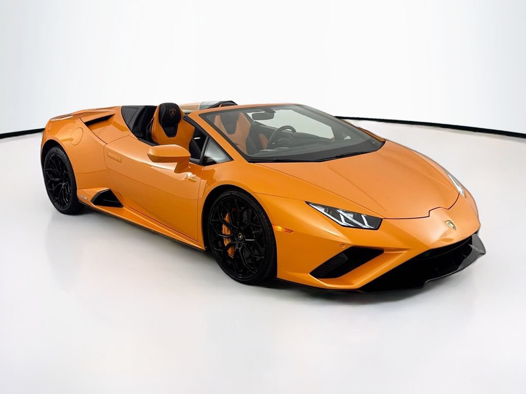 Used 2020 Lamborghini Huracan EVO RWD image 3