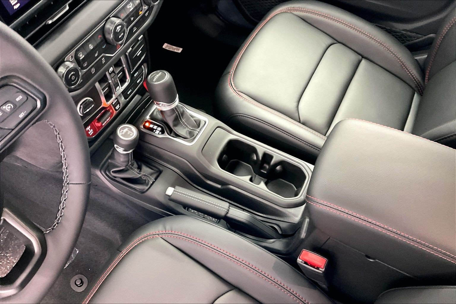 New 2026 Jeep Gladiator Rubicon AWD/4WD image 8
