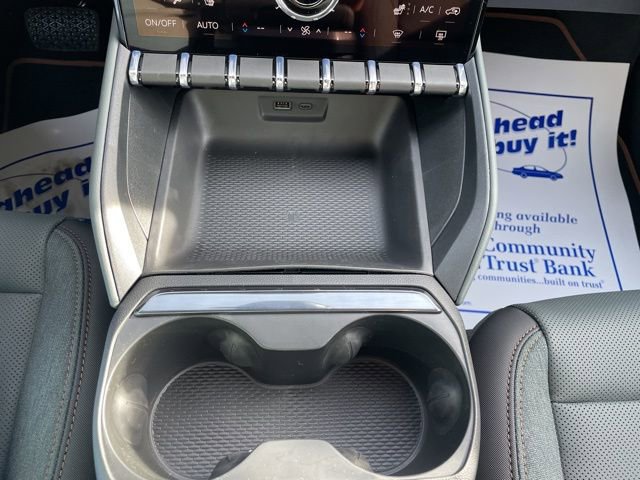 New 2026 GMC Terrain AT4 w/ Technology Package II AWD/4WD image 14