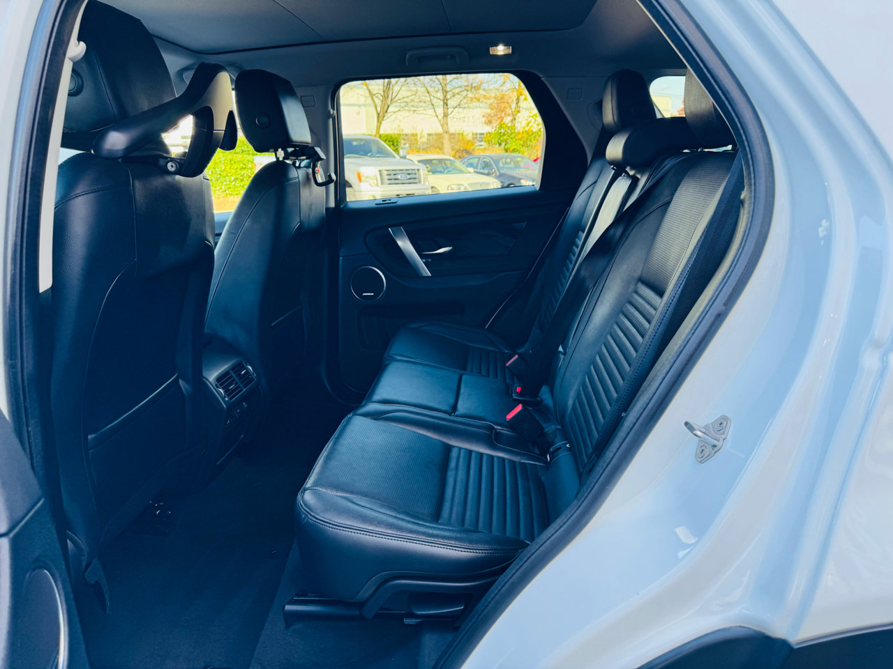 Used 2022 Land Rover Discovery Sport S image 21