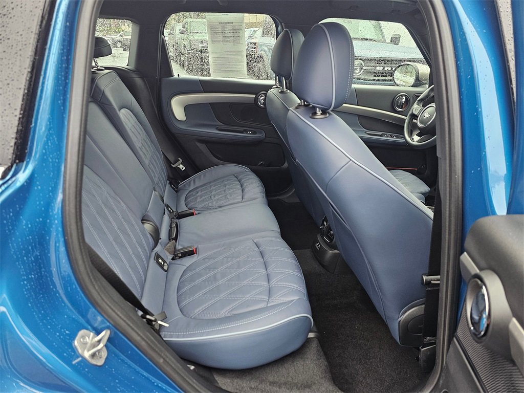 Used 2022 MINI Cooper Countryman S w/ Premium Package image 12