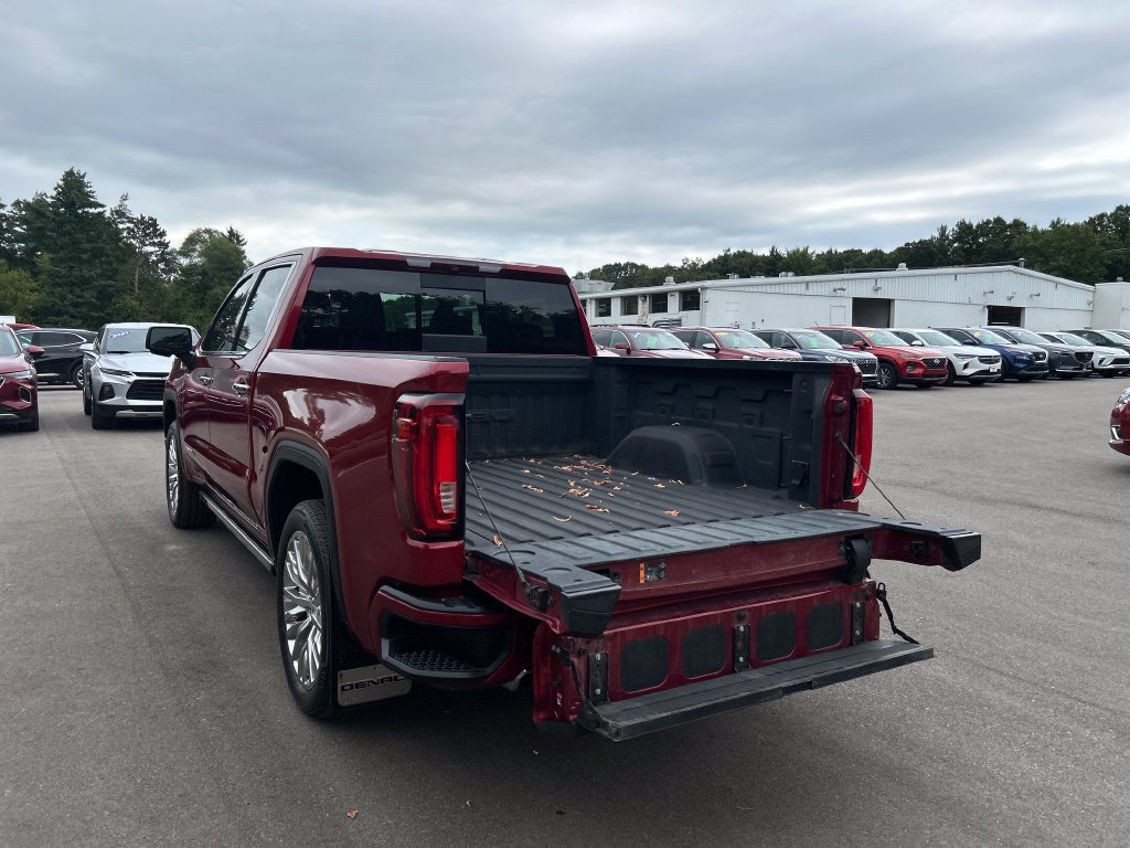 Used 2019 GMC Sierra 1500 Denali w/ Denali Ultimate Package AWD/4WD image 17