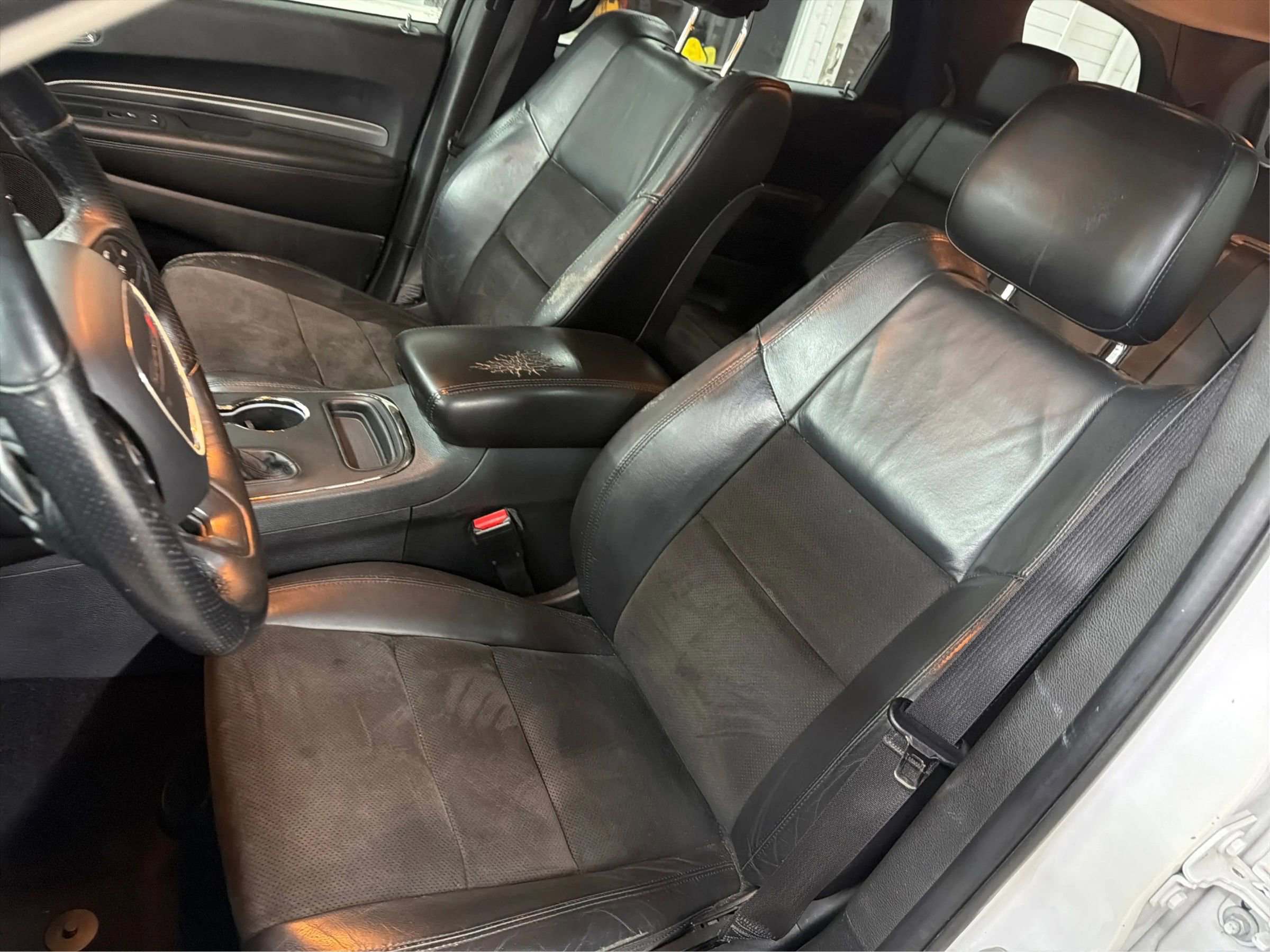 Used 2018 Dodge Durango GT image 27