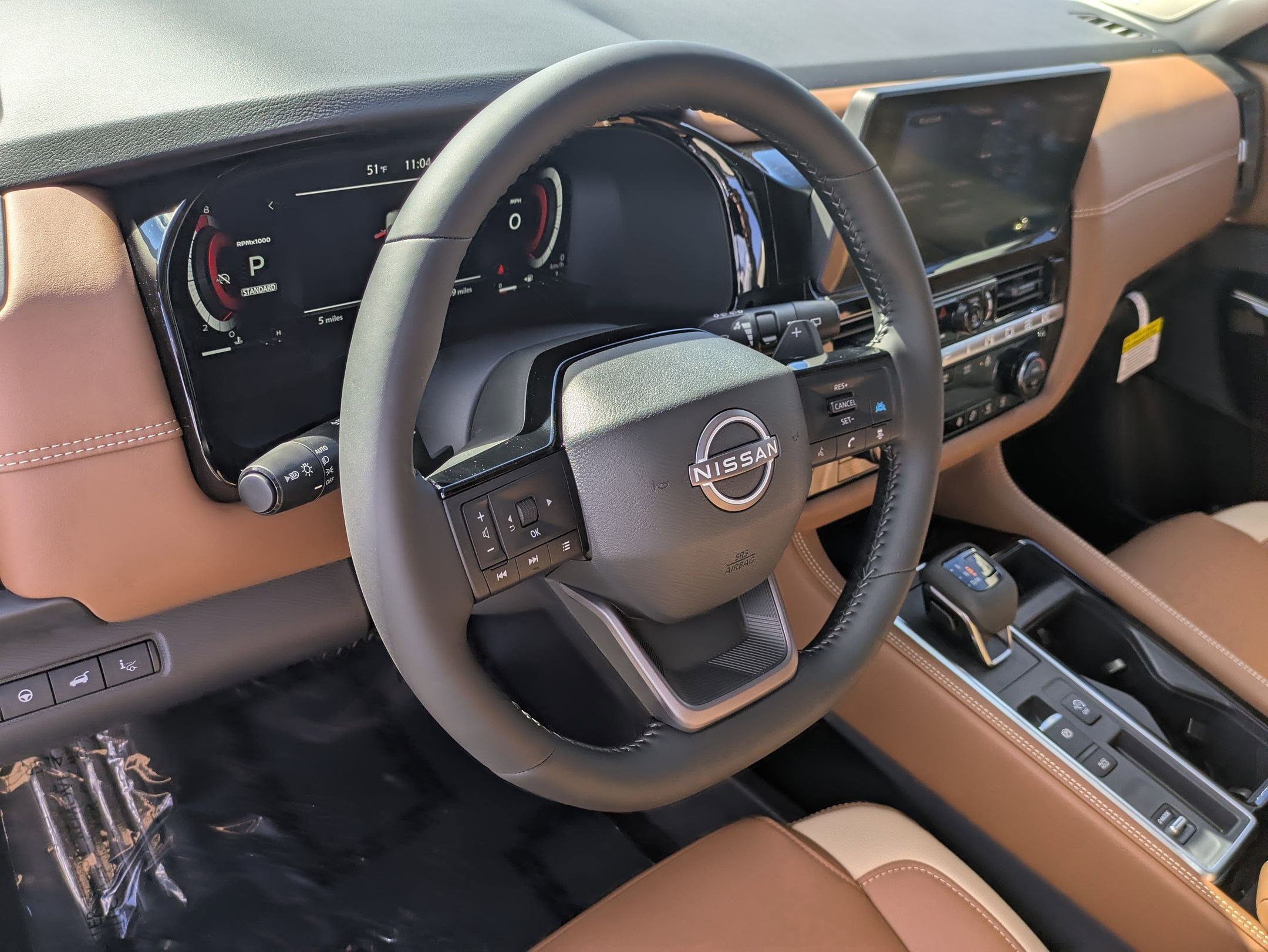 New 2026 Nissan Pathfinder Platinum FWD image 15