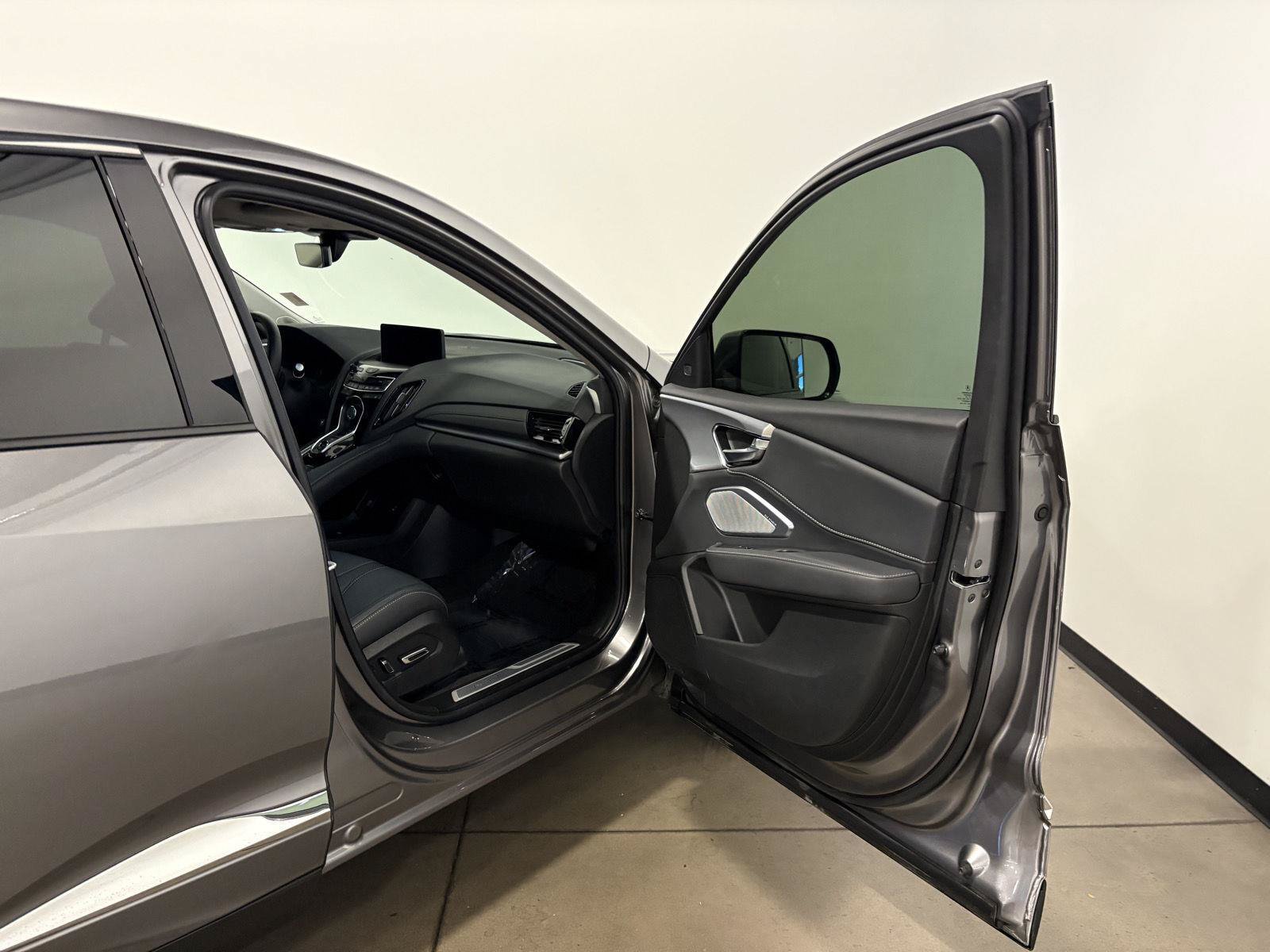 Used 2024 Acura RDX w/ Technology Package AWD/4WD image 49