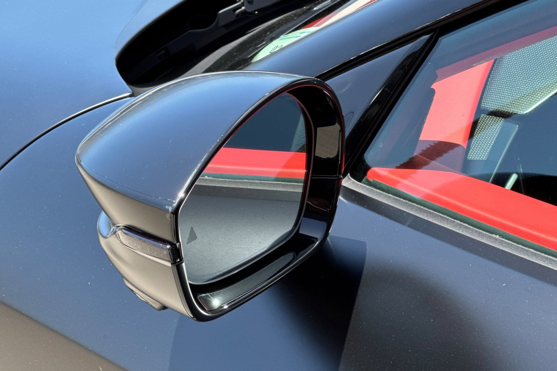 Used 2025 Ferrari 12Cilindri RWD image 38