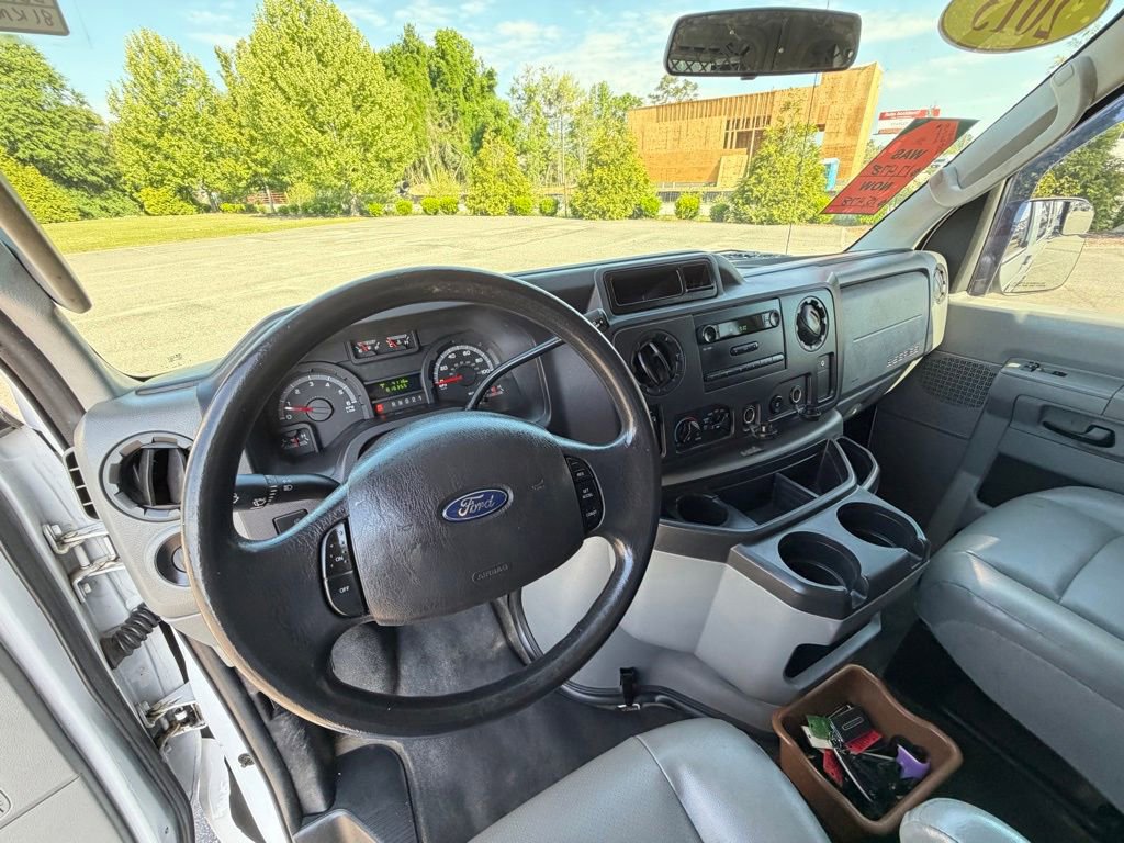 Used 2013 Ford E-150 and Econoline 150 w/ Commercial Cargo Van Pkg RWD image 22