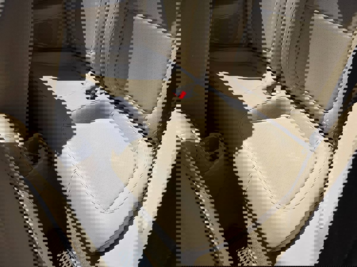 Used 2017 Volkswagen Beetle 1.8T SE FWD image 23