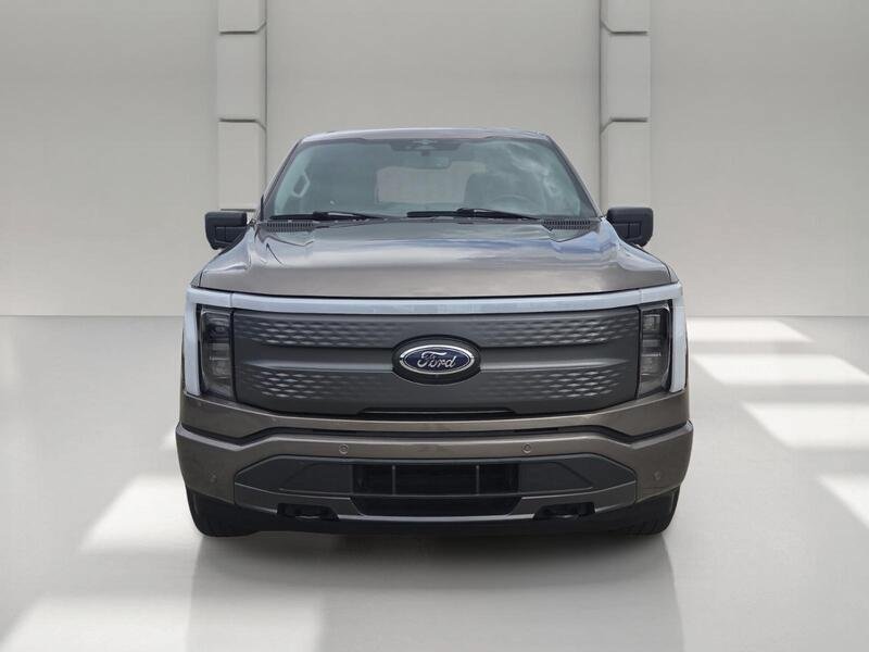Used 2023 Ford F150 Lightning XLT AWD/4WD image 8