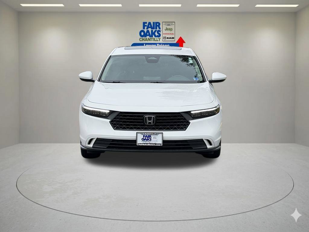 Used 2023 Honda Accord EX image 3