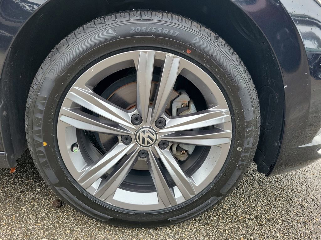 Used 2019 Volkswagen Jetta R-Line image 10