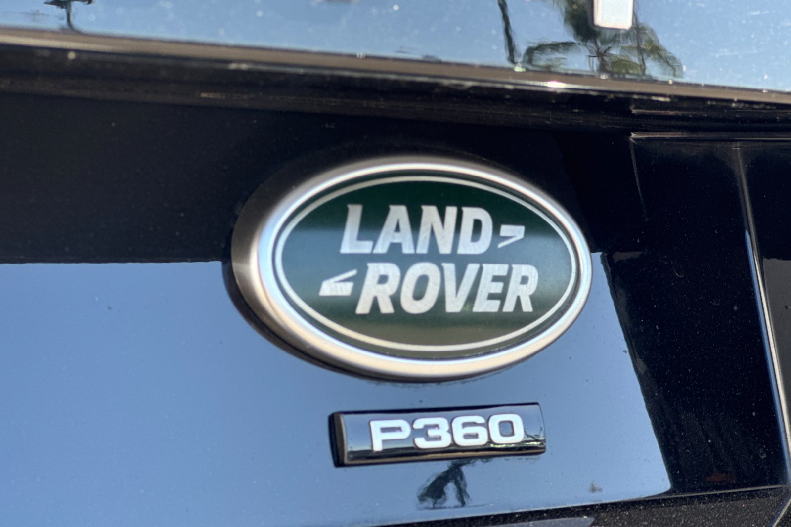 Used 2023 Land Rover Discovery Metropolitan Edition AWD/4WD image 33