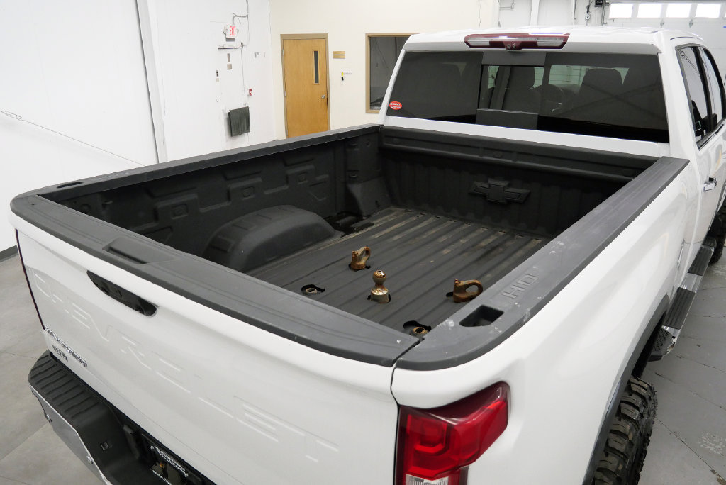 Used 2021 Chevrolet Silverado 2500 LTZ w/ LTZ Premium Package AWD/4WD image 40