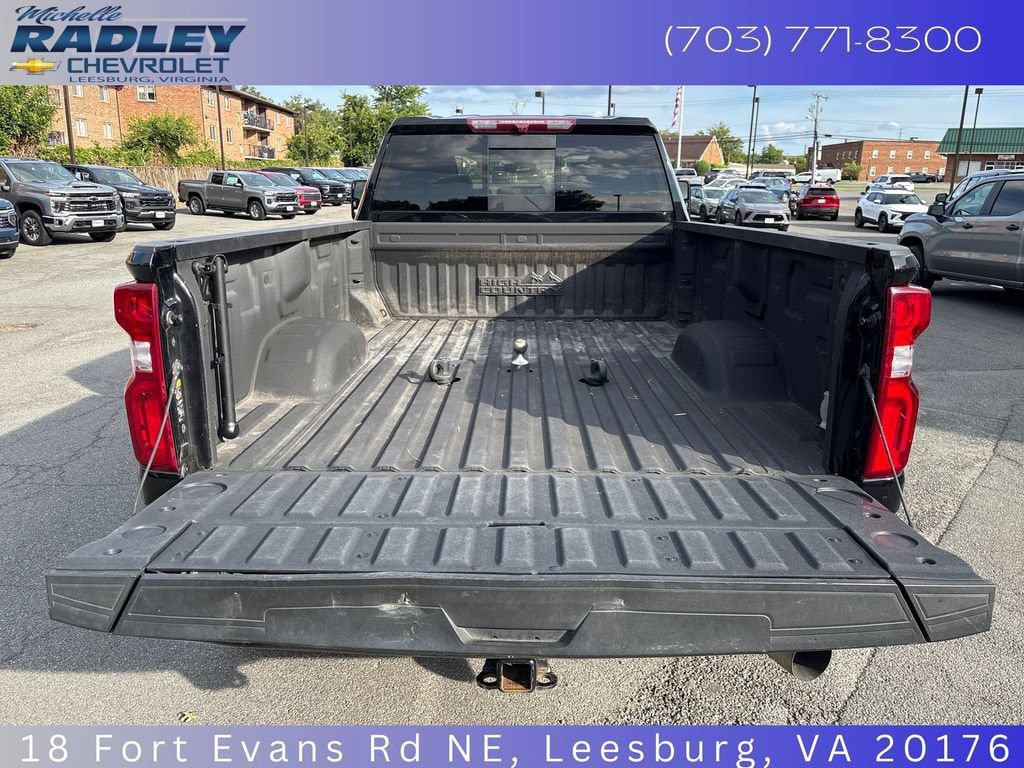 Used 2024 Chevrolet Silverado 3500 High Country w/ Midnight Edition AWD/4WD image 11