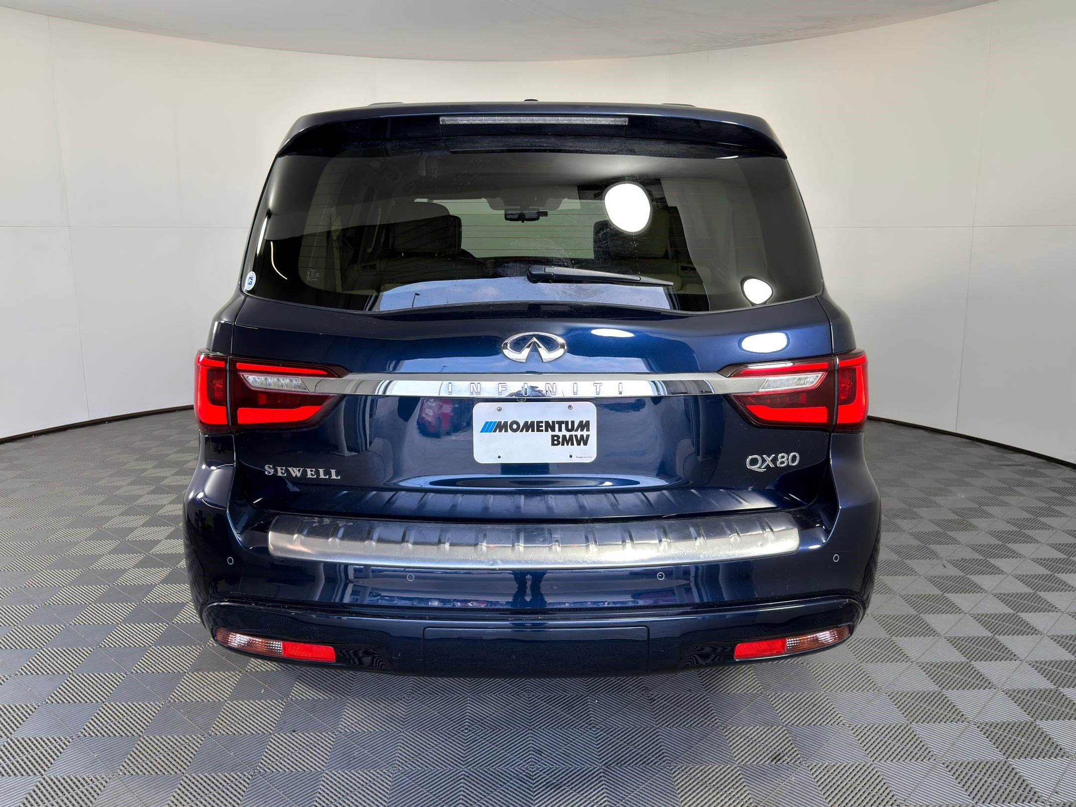 Used 2020 INFINITI QX80 Luxe w/ Sensory Package image 10