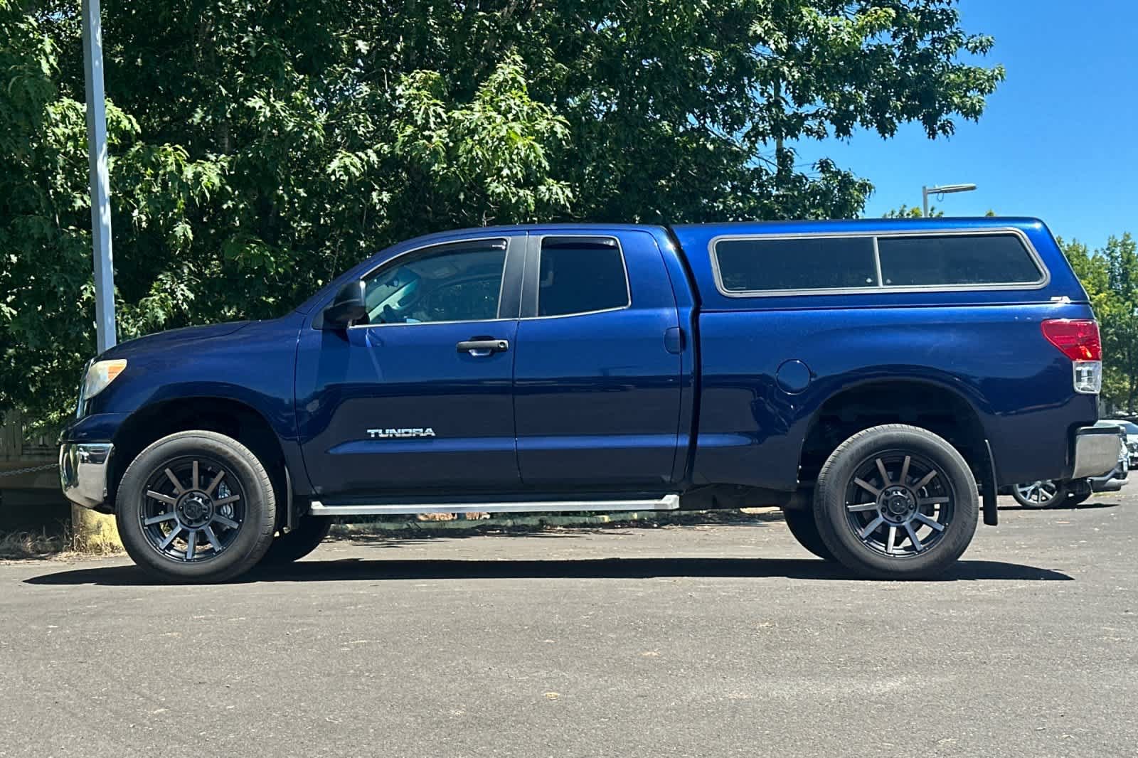 Used 2013 Toyota Tundra 2WD Double Cab w/ Tow Pkg image 5