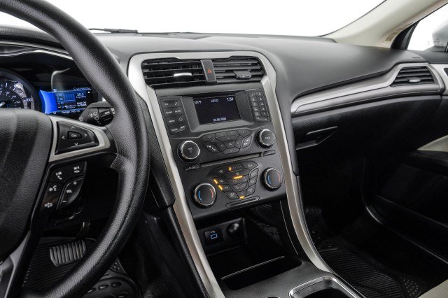 Used 2018 Ford Fusion S FWD image 24