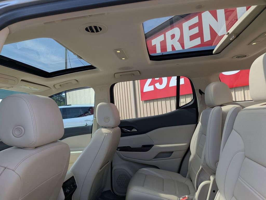 Certified 2023 GMC Acadia Denali w/ Denali Ultimate Package FWD image 25