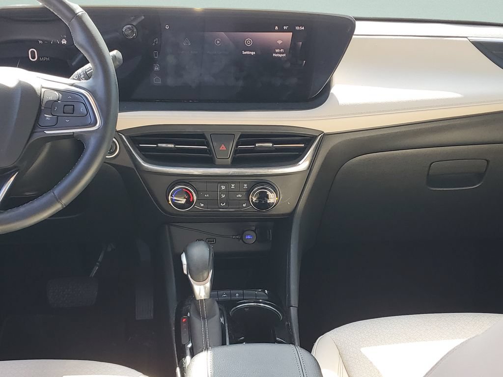 Used 2024 Buick Encore GX Preferred w/ Comfort Package FWD image 15