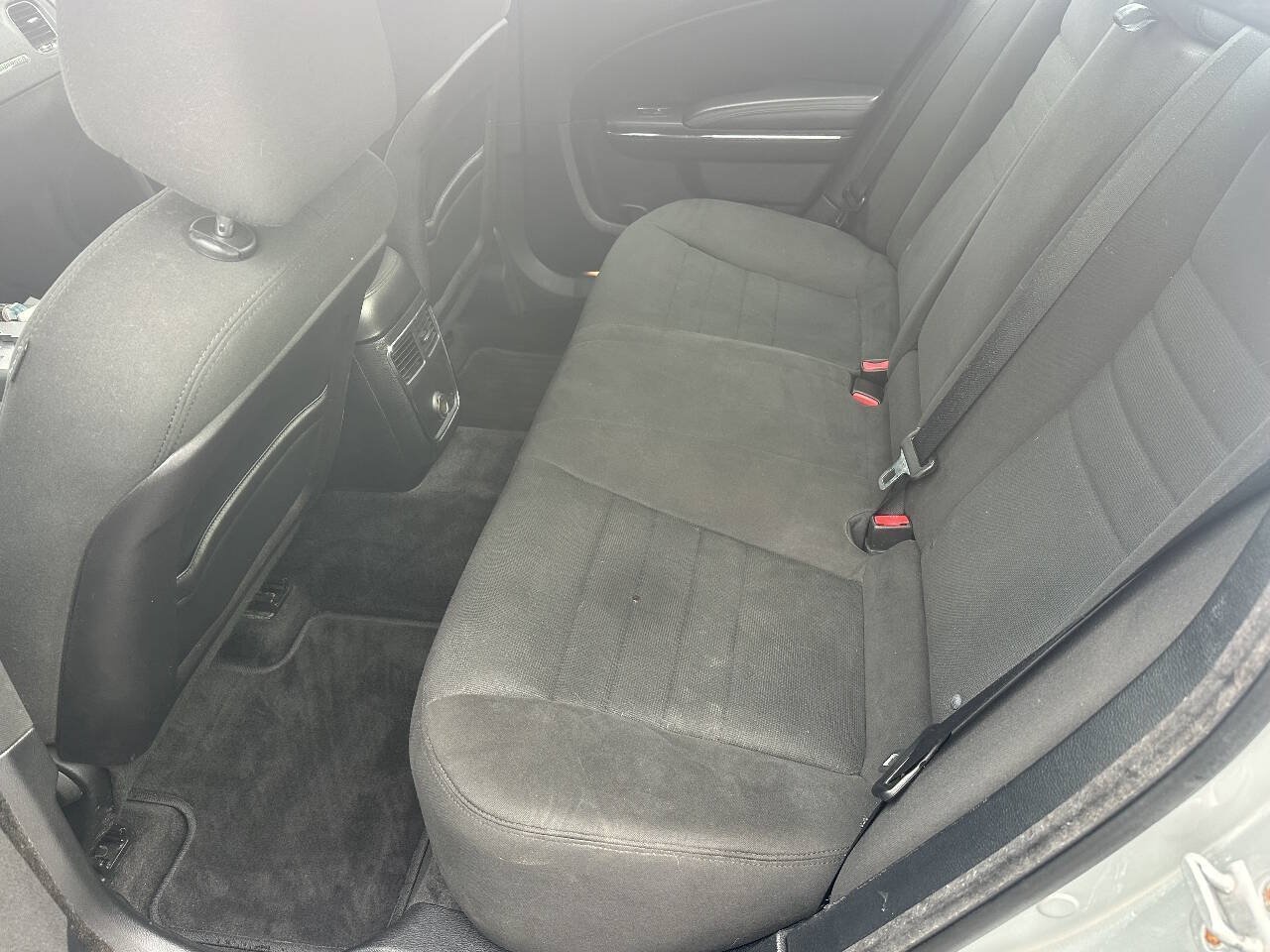 Used 2012 Dodge Charger SE RWD image 10