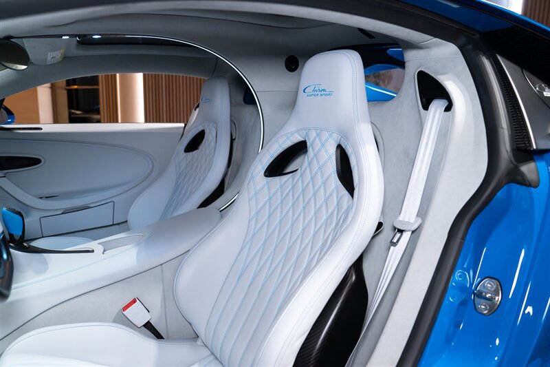 Used 2022 Bugatti Chiron Super Sport AWD/4WD image 57