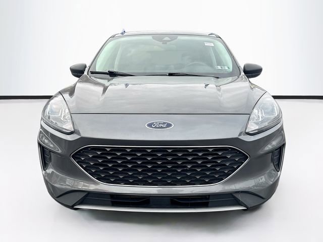 Used 2022 Ford Escape SE w/ Cold Weather Package video 2